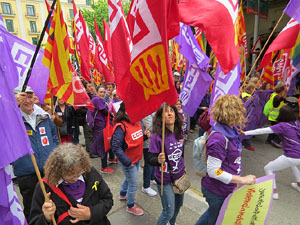 Manifestaci&oacute; de l'1 de maig pels carrers de Girona
