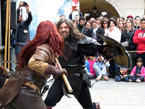 Girona de Gel i Foc. Combats medievals pel grup Drakònia. Estrena de la sisena temporada de Joc de Trons a Girona