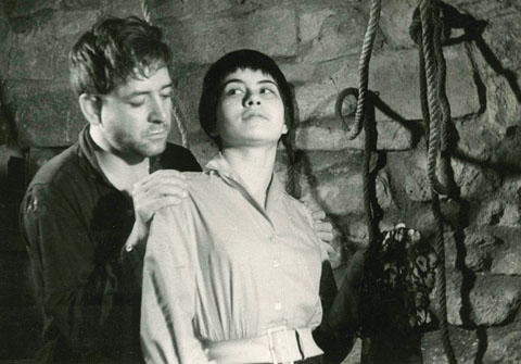 Rodatge de la pel&middot;l&iacute;cula Josafat. Escena amb Josafat, Emili Garcia, i Fineta a l'interior de l'estudi d'Antoni Var&eacute;s. 1965