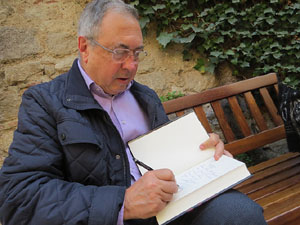 Festival MOT. La Girona de Miquel Fañanas. Ruta literària a través de les seves obres ambientades a Girona