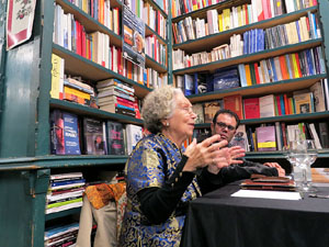 Llibreria Geli. Parlem de llibres? amb Merc&egrave; Ferr&eacute;, autora de I un dia va ser el principi