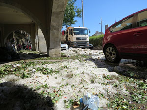 Tromba d'aigua i calamarsa a la ciutat de Girona el 30 de juny 2017. El dia despr&eacute;s