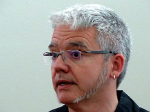 Presentació del llibre Res no és perfecte a Hawaii, de Màrius Serra, a la Casa de Cultura