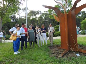 Inauguraci&oacute; de l'escultura 'Arbre' de Max Var&eacute;s
