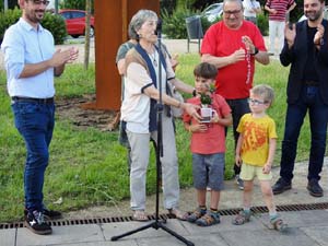 Inauguraci&oacute; de l'escultura 'Arbre' de Max Var&eacute;s