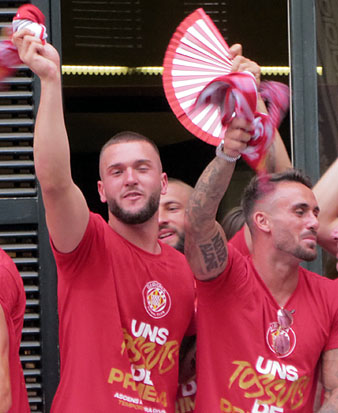Celebraci&oacute; a la pla&ccedil;a del Vi