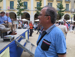 Ballada de tardor. Audici&oacute; de sardanes a la pla&ccedil;a de la Independ&egrave;ncia de Girona