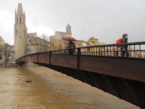 La crescuda de l'Onyar el dimecres 22 de gener 2020 a conseqüència del temporal Gloria