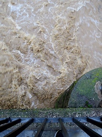 L'Onyar a la plaça Catalunya (21/01/2020)