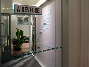 Actuaci&oacute; de l'alguer&egrave;s Davide Casu a l'escola de dansa glosa i can&ccedil;&oacute; d'arrel tradicional 'El Foment