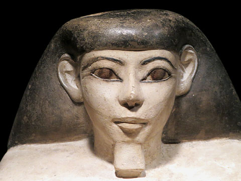 Est&agrave;tua del comandant militar Inebni. Pedra Calc&agrave;ria. Dinastia XVIII, regnat de Tutmosis III, Ca. 1479-1425 aC. Tebes