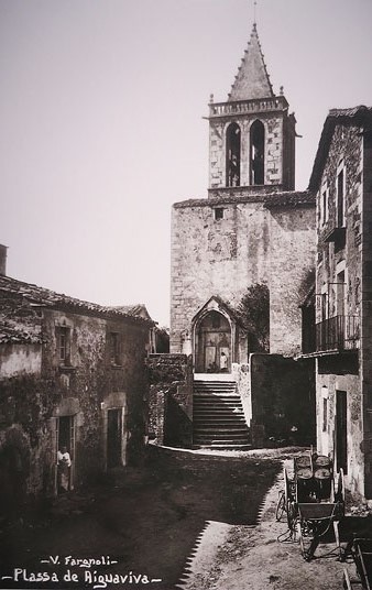 Església de Sant Joan Baptista al carrer del Pou. Aiguaviva. 1918
