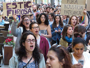 Manifestaci&oacute; contra la sent&egrave;ncia de La Manada