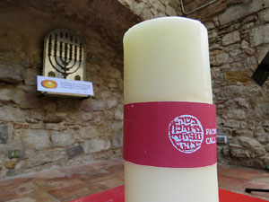 Dia de la Mem&ograve;ria de l'Holocaust i la Prevenci&oacute; dels Crims contra la Humanitat al Pati dels Rabins del Centre Bonastruc &ccedil;a Porta