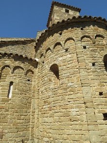 Absis de l'esgl&eacute;sia de Sant Pere d'Ullastret