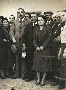 Visita del conseller primer i president del Consell Executiu de Catalunya, Joan Casanovas, amb motiu de la inauguració de les escoles municipals de Besalú. 1934