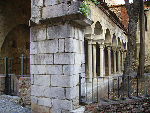 Claustre de Sant Salvador de Breda