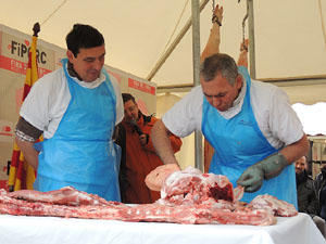 Fira del Porc FIPORC 2015. Demostració de l'especejament d'un porc