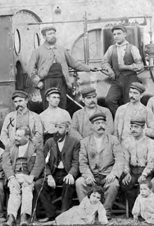 Grup de treballadors del tramvia del Baix Empordà. 1886