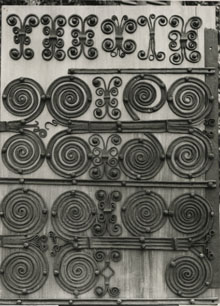 Porta ferrada del Museu del Castell de Peralada. 1960-1973