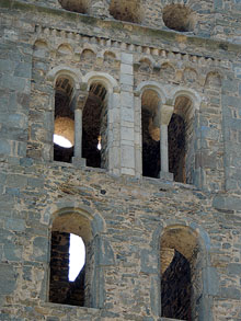 Campanar del monestir de Sant Pere de Rodes