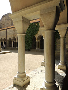 El claustre superior de Sant Pere de Rodes