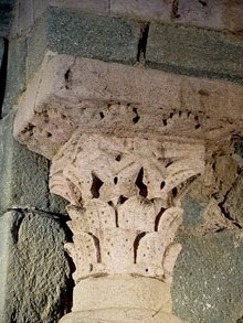 Capitell de la nau de l'església de Sant Pere de Rodes