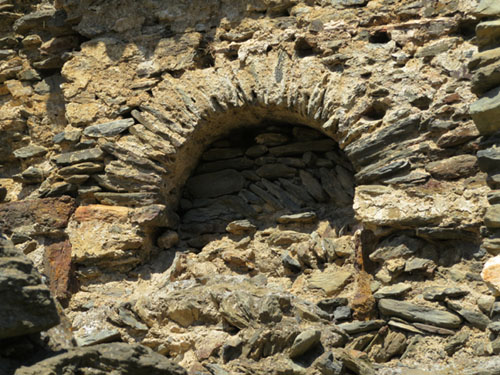 Detall constructiu del monestir de Sant Quirze