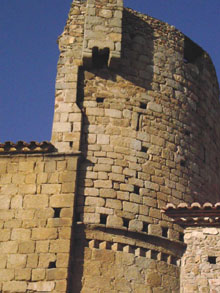 Torre de la muralla de Capmany