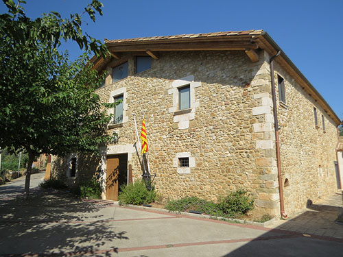 Edifici de l'Ajuntament d'Esponellà
