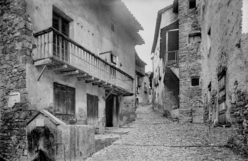 Carrer de l'Arrabal de Gombrèn. 1918