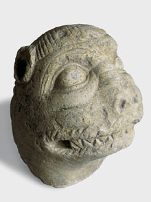 Cap de lle&oacute;. Procedeix del baldaqu&iacute; del monestir. Segon ter&ccedil; del segle XII