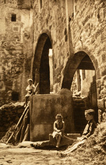 Rac&oacute; de la Vila Vella de Santa Pau. 1920