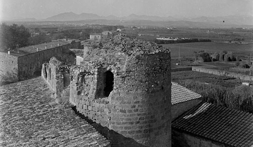 Castell Palau de l'Abat o Castell de Vila-sacra. 1925
